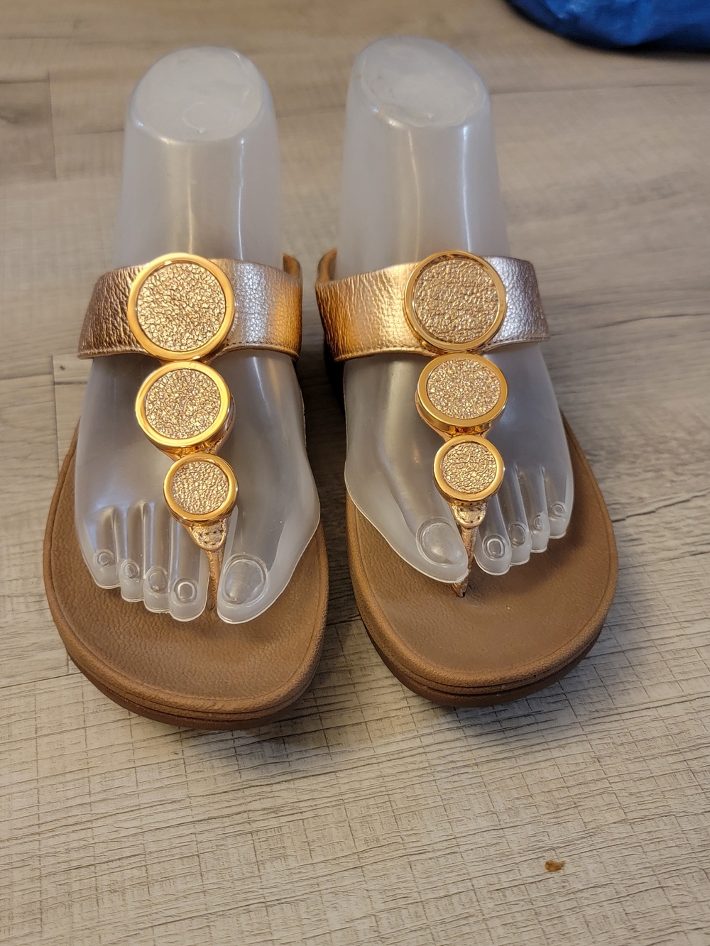 FitFlop Rose Gold T-Strap Sandals with Decorative Discs